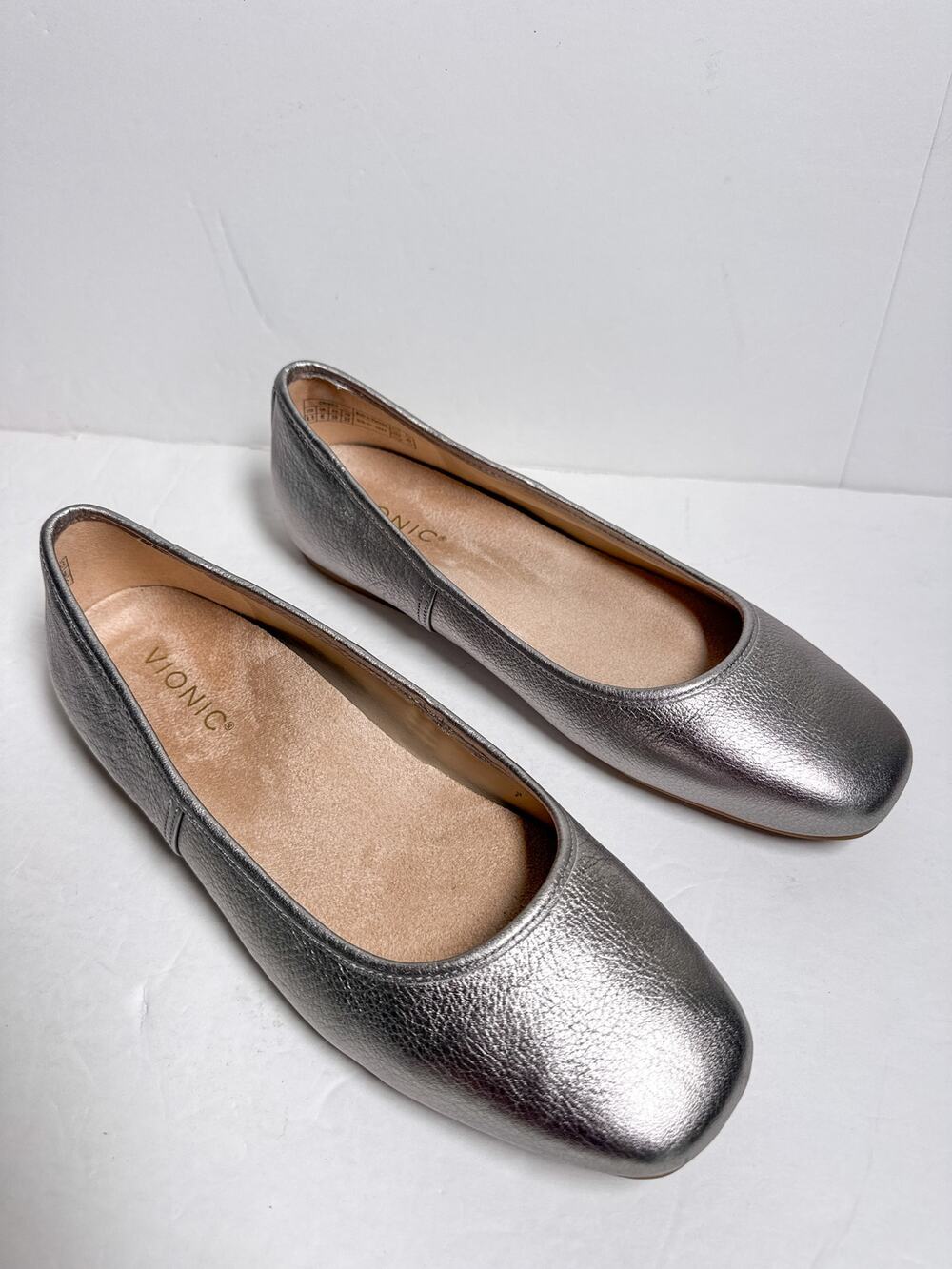 Vionic Orinda Pewter Metallic Leather Square Toe Ballet Flats Size 8.5